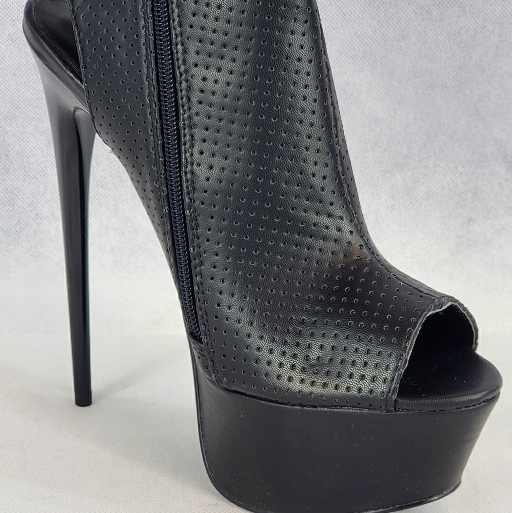 Womens fashion heels